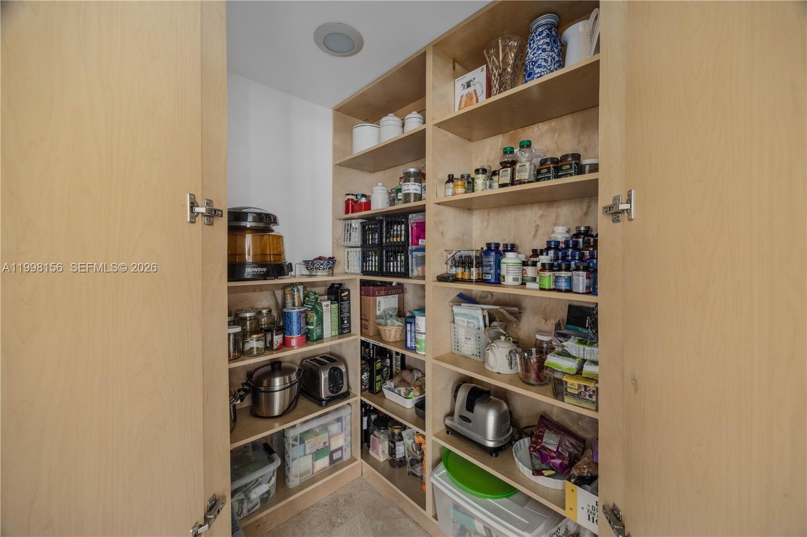 1910 2 / 2 1300 sq. ft. $ 2026-04-09 0 Photo