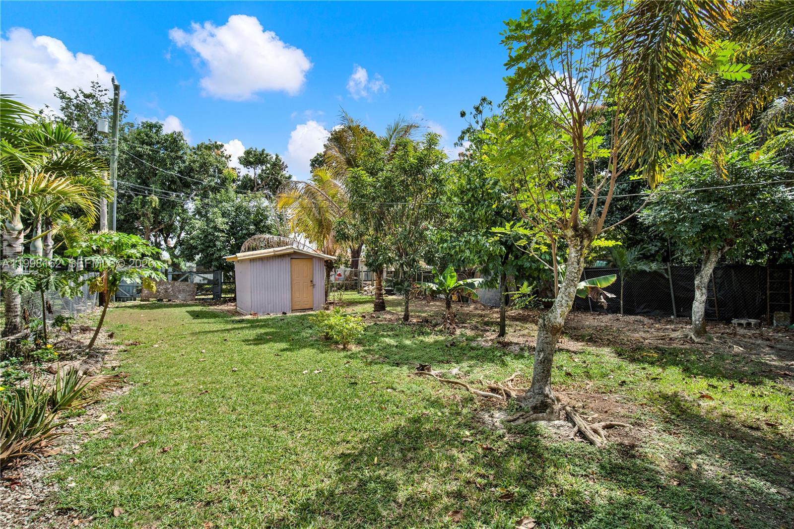   /  978 sq. ft. $ 2026-04-30 0 Photo