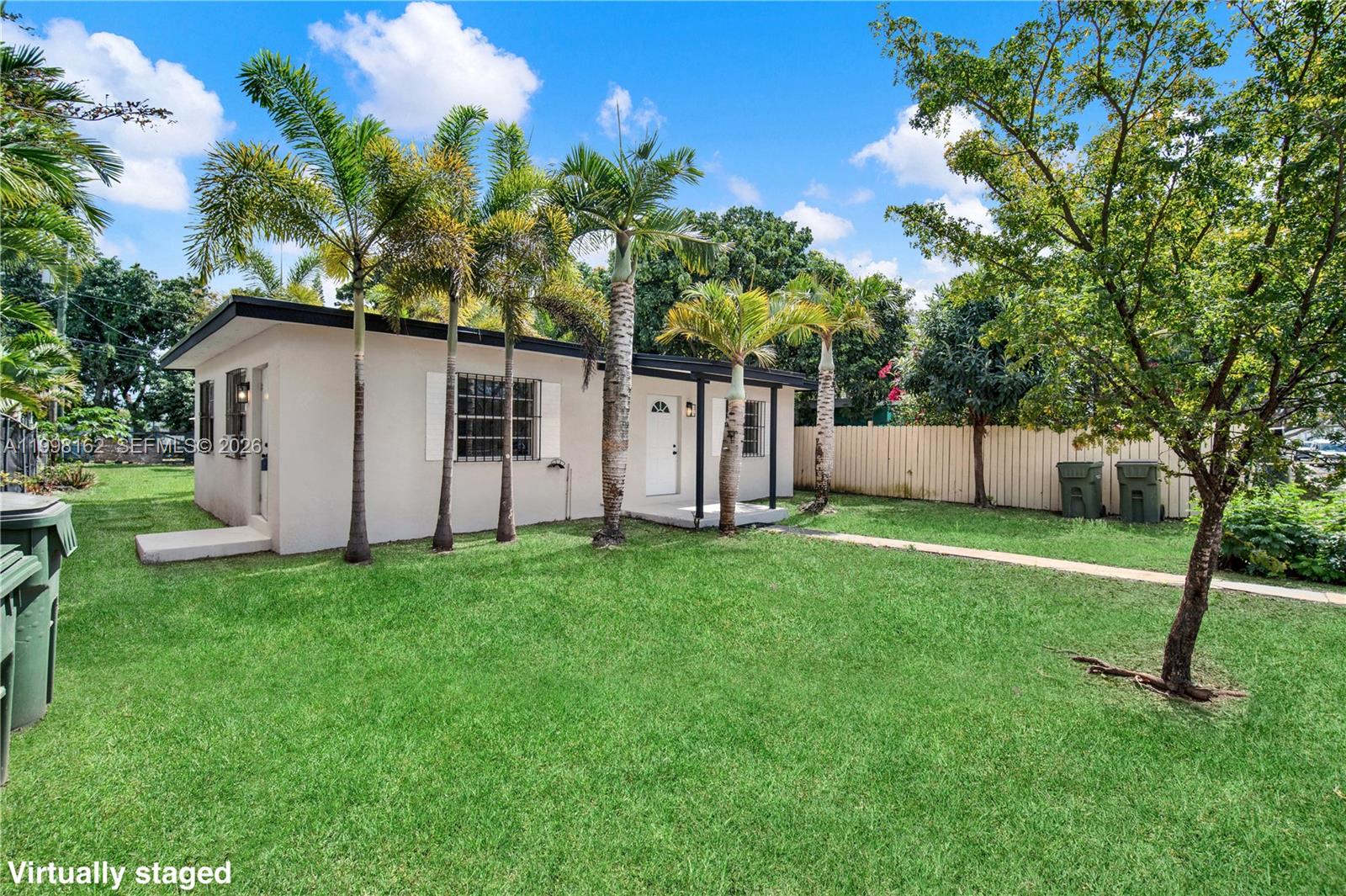   /  978 sq. ft. $ 2026-04-30 0 Photo