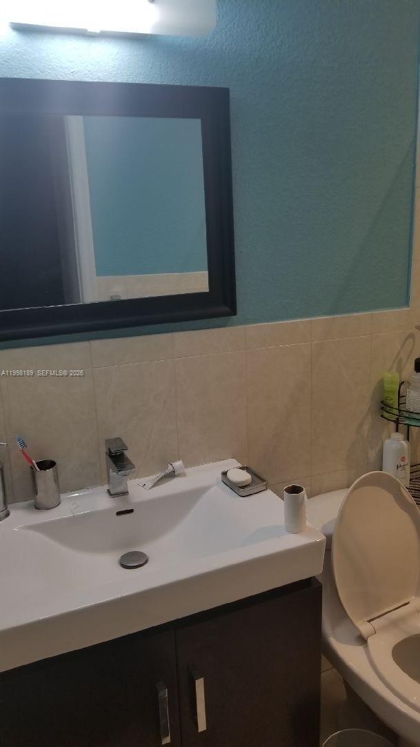   /   sq. ft. $ 2026-04-09 0 Photo