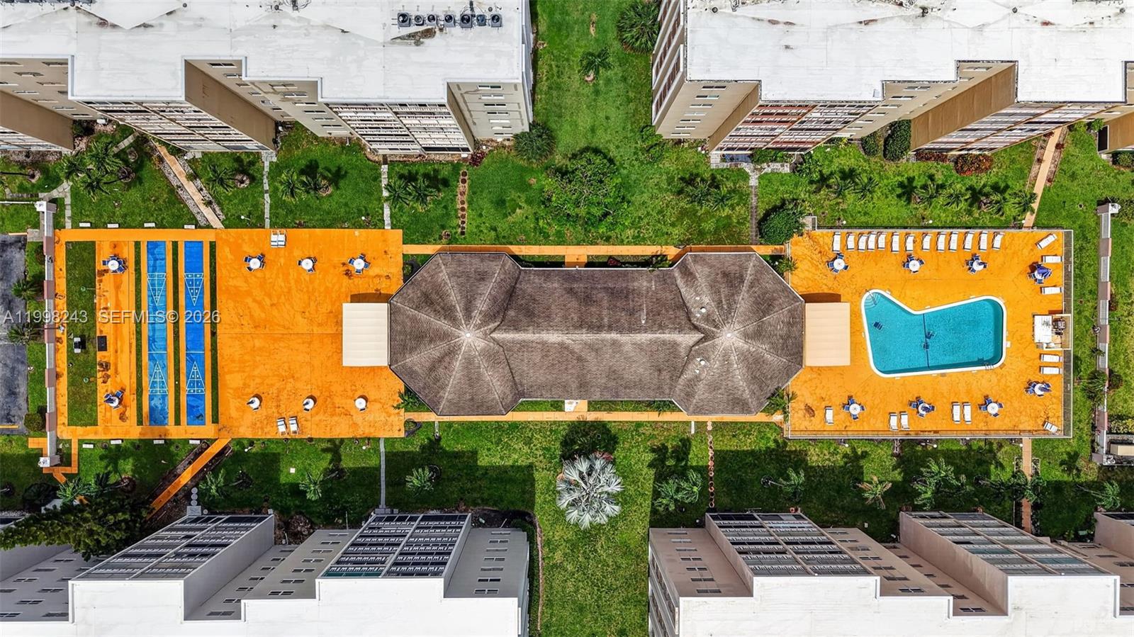 Photo of 420 12th Ave #202, Hallandale Beach, Florida, 33009 -