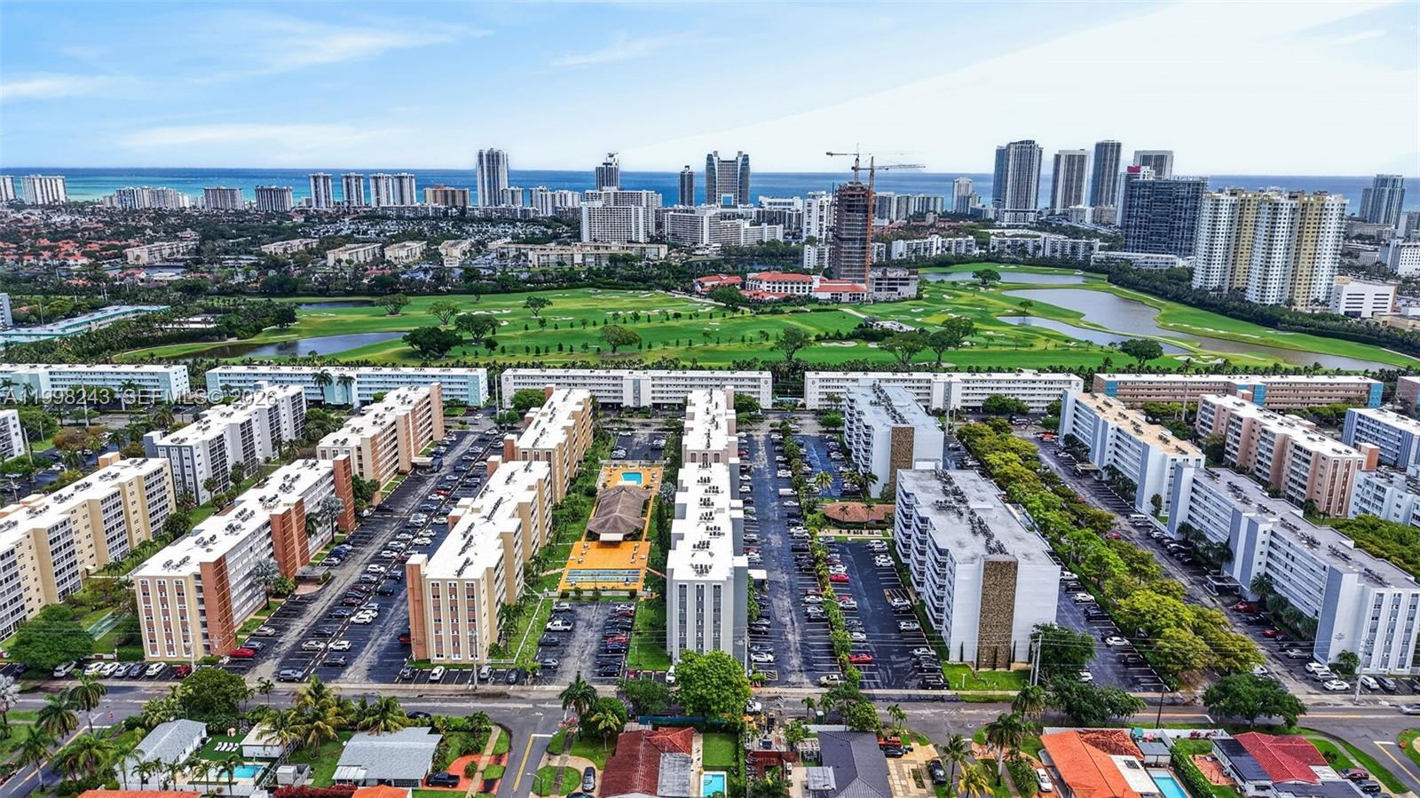 Photo of 420 12th Ave #202, Hallandale Beach, Florida, 33009 -