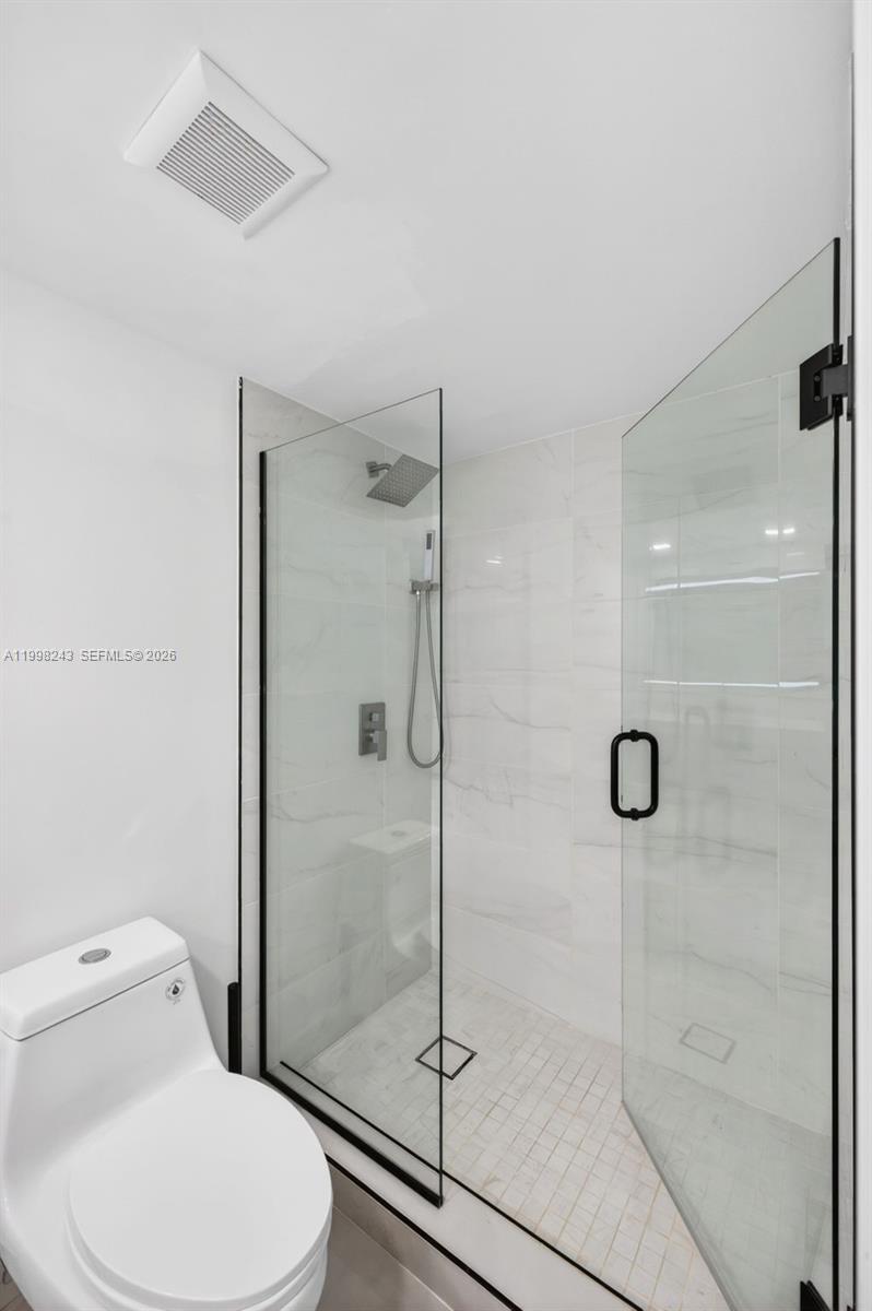 Photo of 420 12th Ave #202, Hallandale Beach, Florida, 33009 -