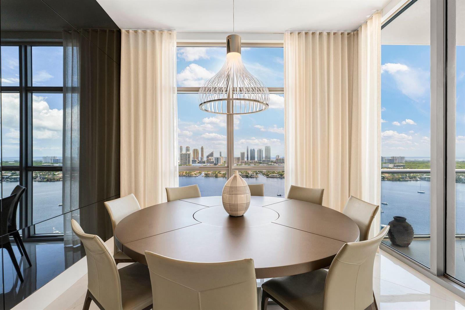 Photo of 17301 Biscayne  #Ph-7, North Miami Beach, Florida, 33160 - 17301 Biscayne Blvd_1oakstudios_14