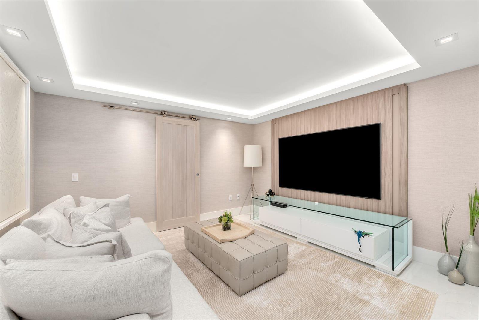 Photo of 17301 Biscayne  #Ph-7, North Miami Beach, Florida, 33160 - 17301 Biscayne Blvd_1oakstudios_17