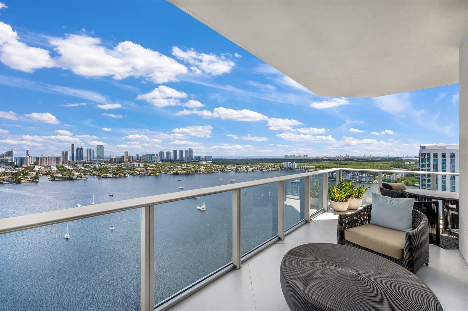Photo of 17301 Biscayne  #Ph-7, North Miami Beach, Florida, 33160 - 17301 Biscayne Blvd_1oakstudios_36