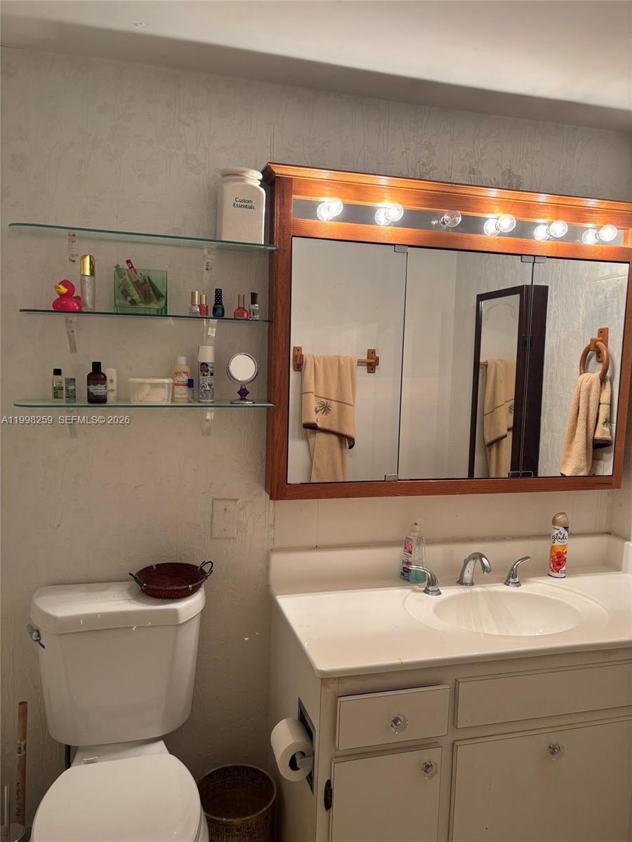 303 2 / 2 1132 sq. ft. $ 2026-04-13 0 Photo