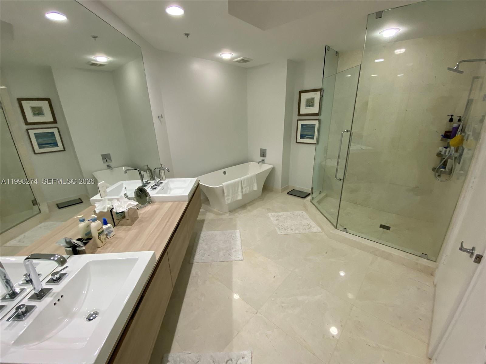 Photo of 17301 Biscayne Blvd  #2311, North Miami Beach, Florida, 33160 - 
