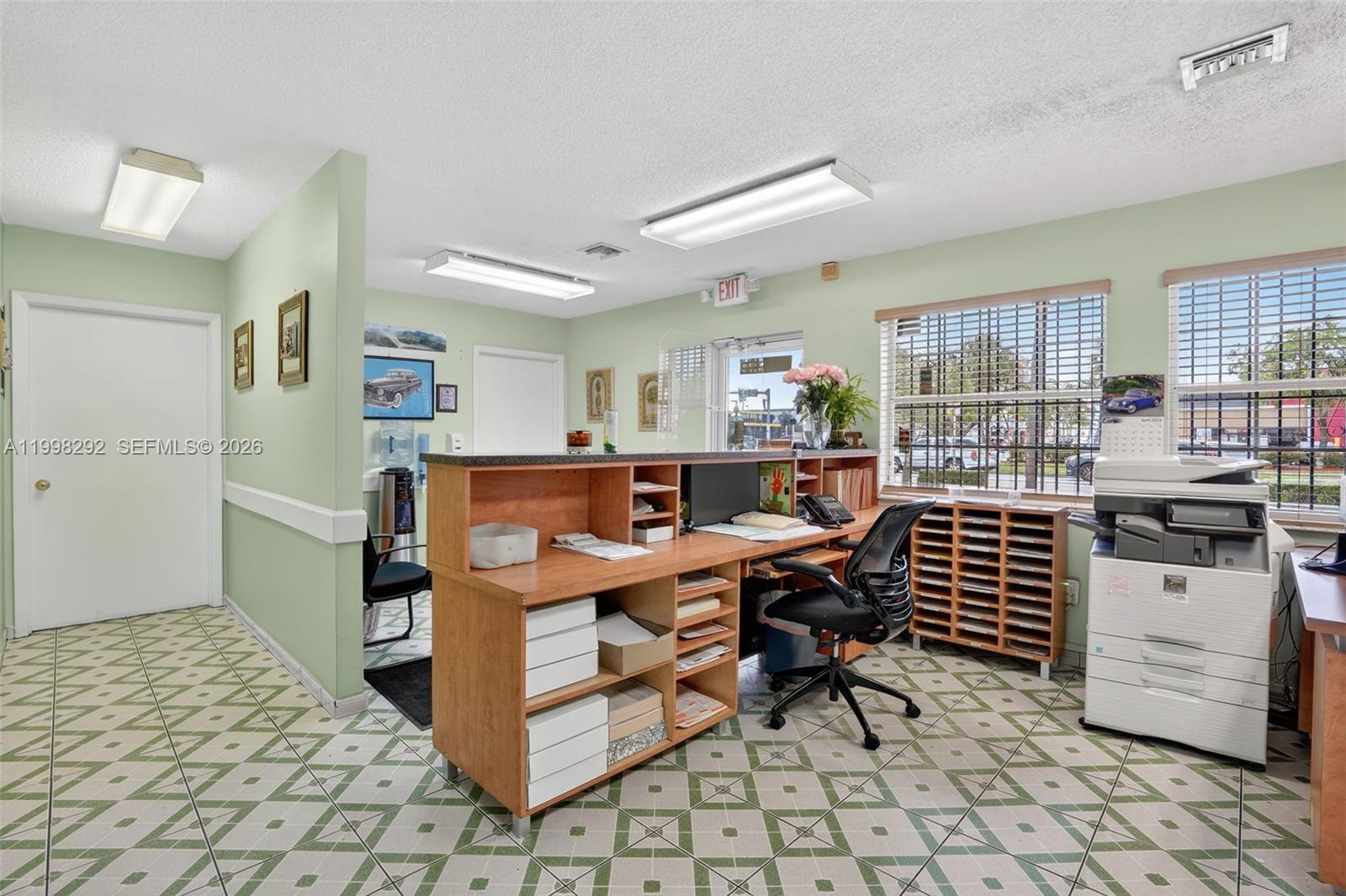   /   sq. ft. $ 2026-04-09 0 Photo