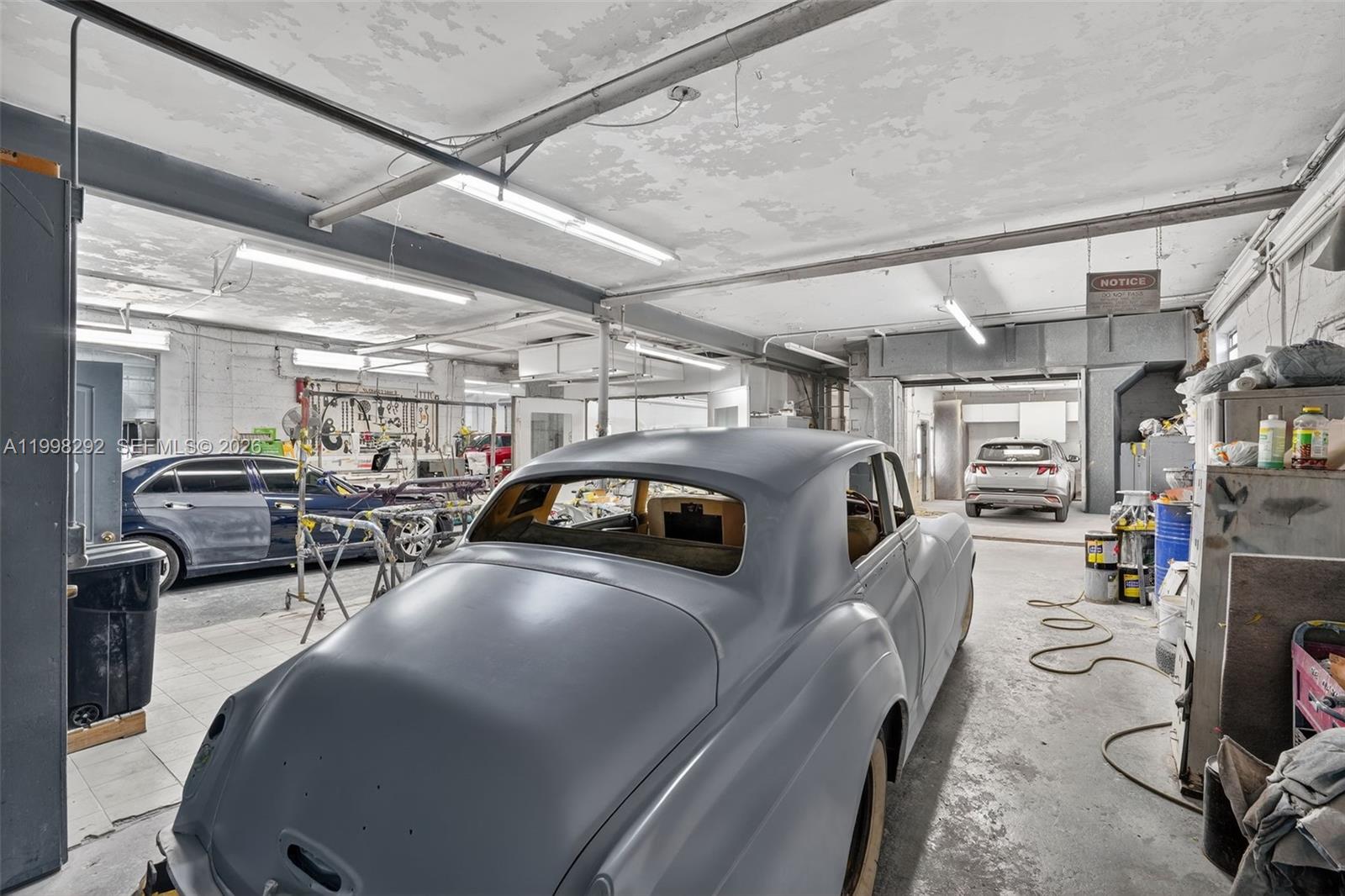   /   sq. ft. $ 2026-04-09 0 Photo