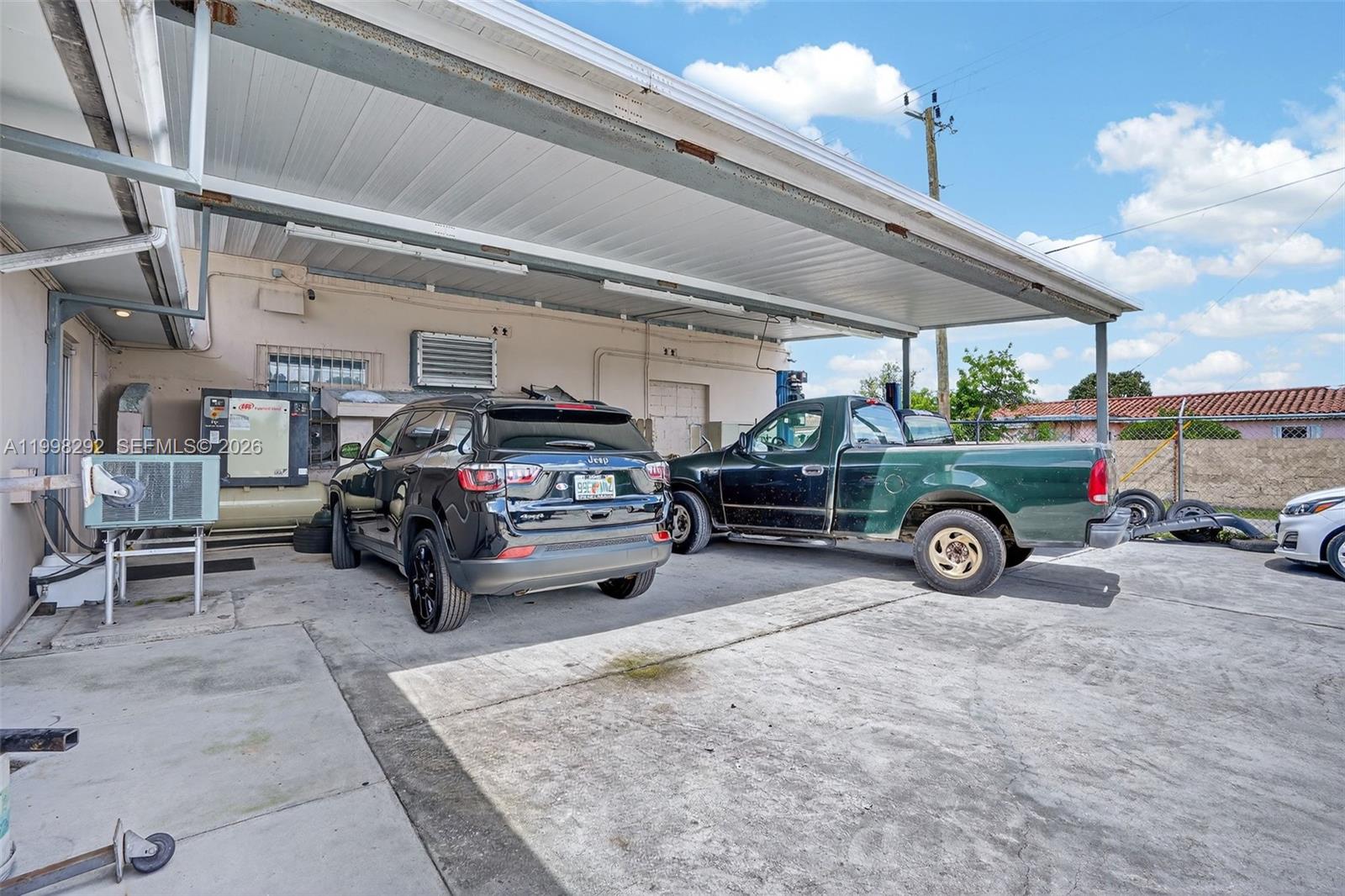   /   sq. ft. $ 2026-04-09 0 Photo