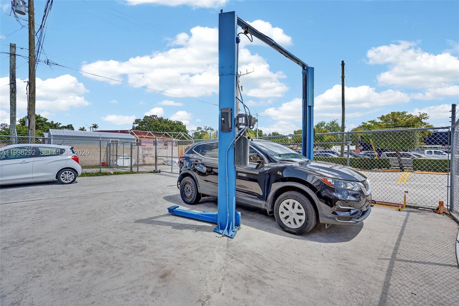   /   sq. ft. $ 2026-04-09 0 Photo