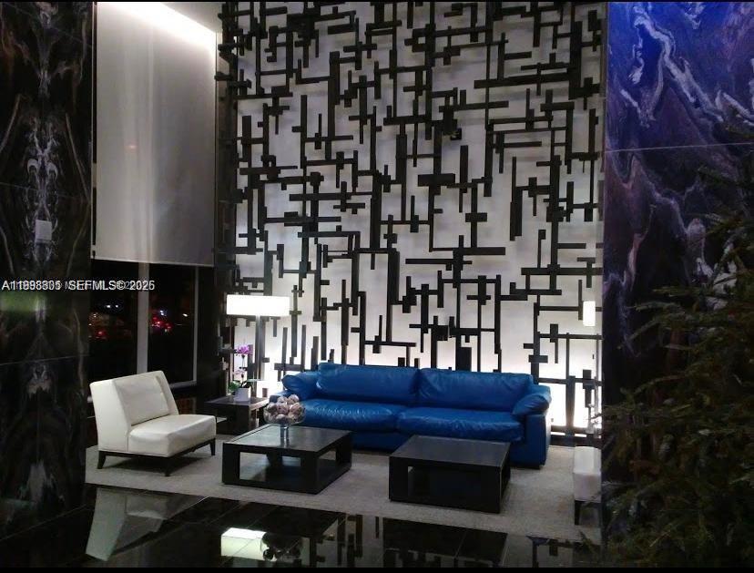 See details 2011 2 / 2 1554 sq. ft. $ 2026-05-12 0 Photo