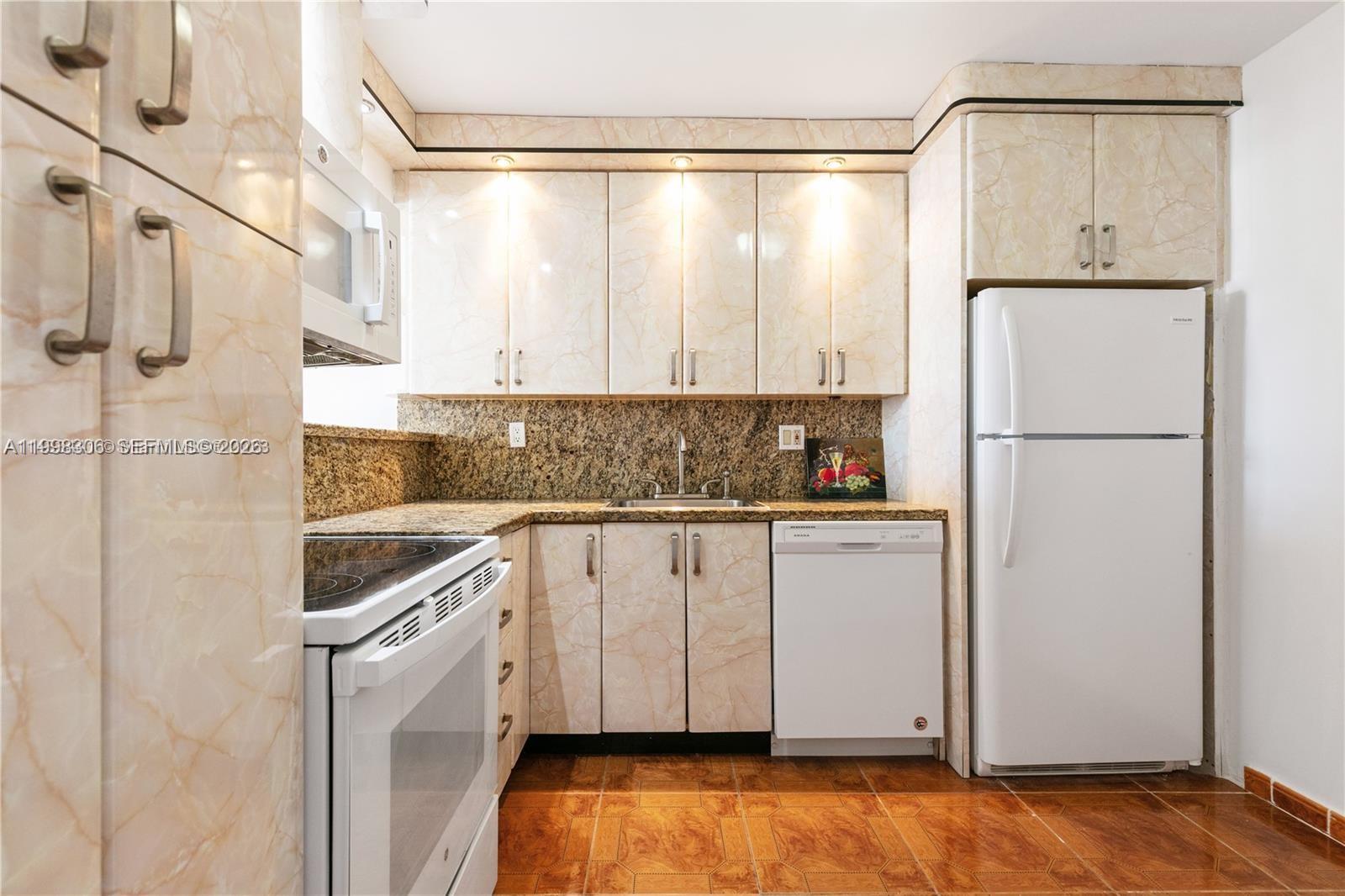 Photo of 1849 Ocean Dr  #1103, Hallandale Beach, Florida, 33009 - 