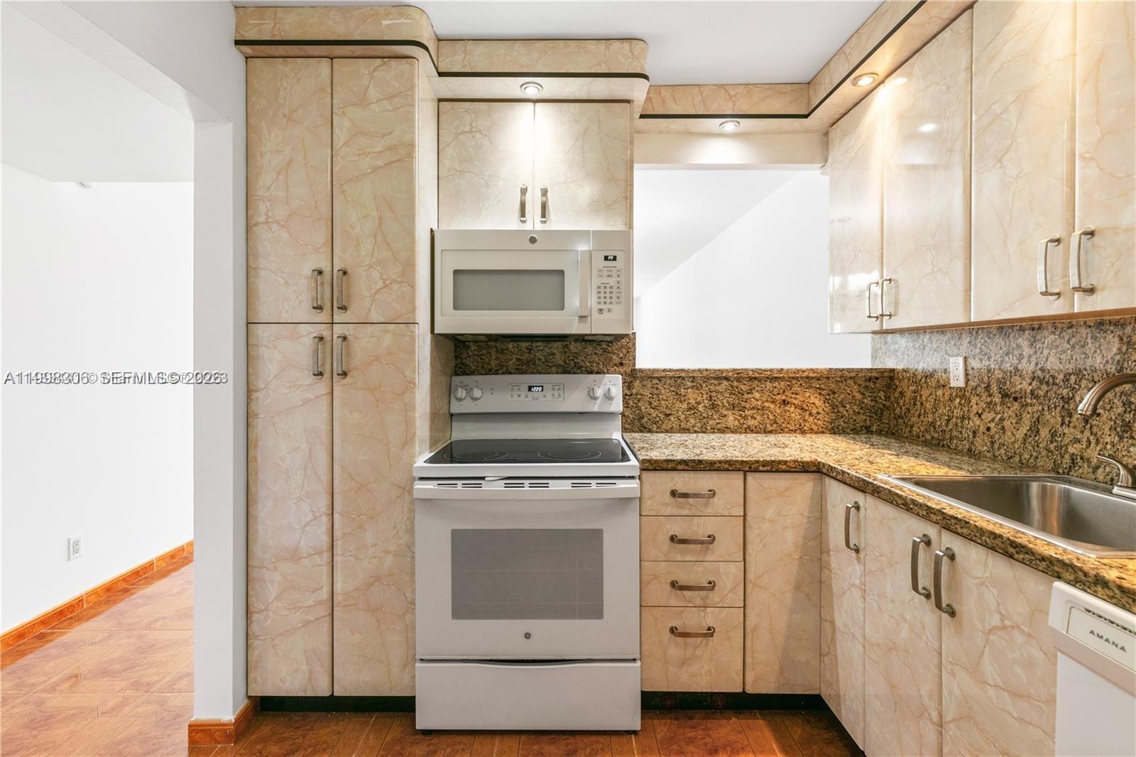 Photo of 1849 Ocean Dr  #1103, Hallandale Beach, Florida, 33009 - 