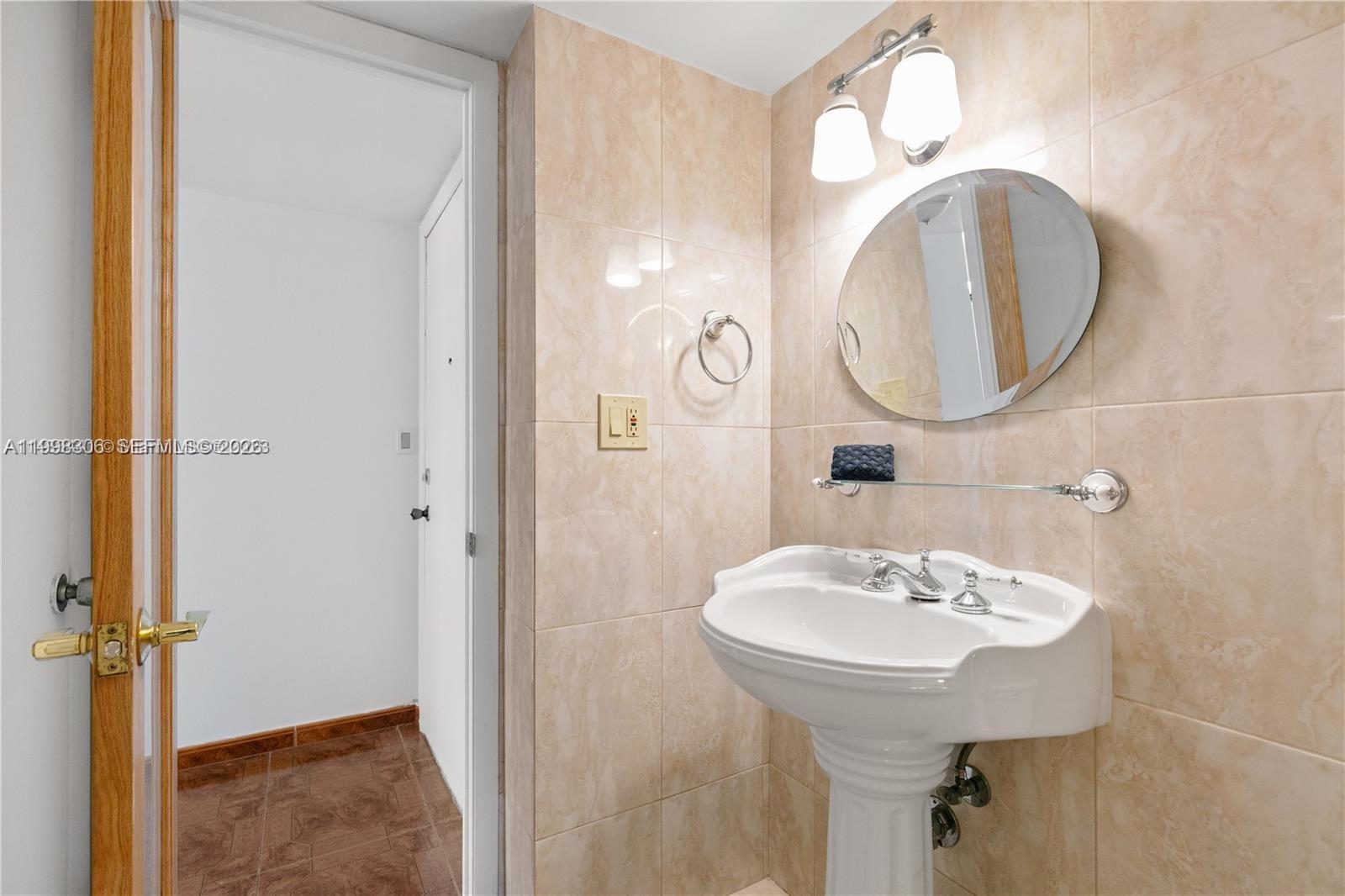 Photo of 1849 Ocean Dr  #1103, Hallandale Beach, Florida, 33009 - 