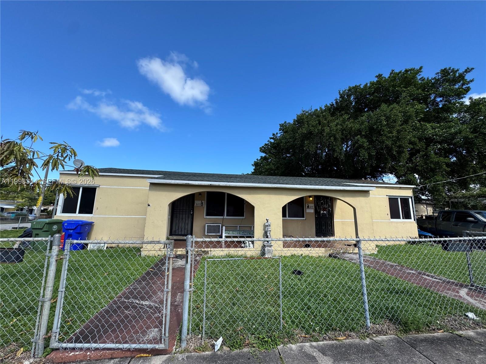   /  1592 sq. ft. $ 2026-04-09 0 Photo