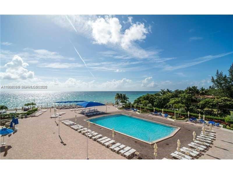 Photo of 3180 Ocean Dr  #621, Hallandale Beach, Florida, 33009 - POOL DECK