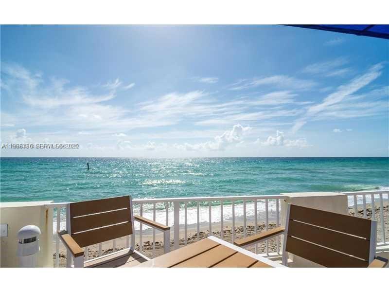 Photo of 3180 Ocean Dr  #621, Hallandale Beach, Florida, 33009 - POOL DECK