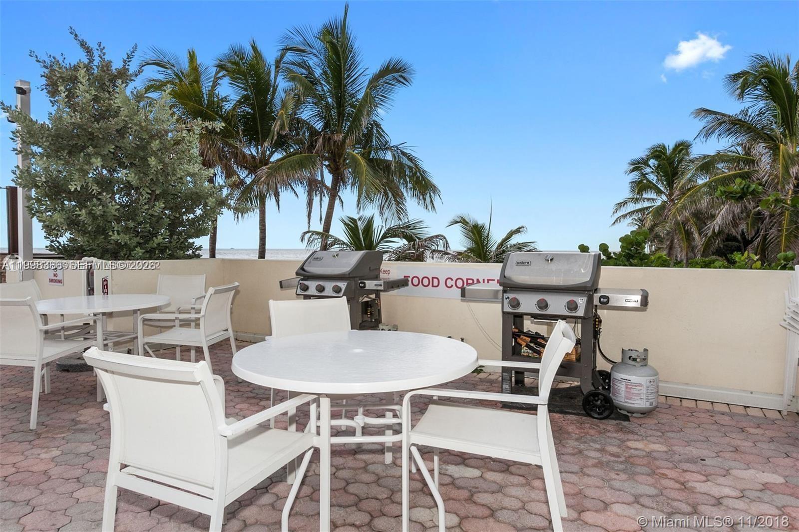 Photo of 3180 Ocean Dr  #621, Hallandale Beach, Florida, 33009 - BBQ'S & EATING AREA