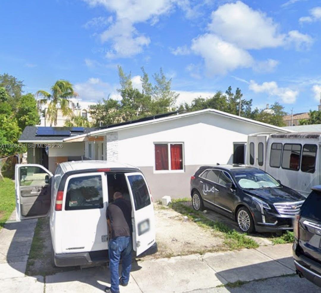   /  2064 sq. ft. $ 2026-04-13 0 Photo