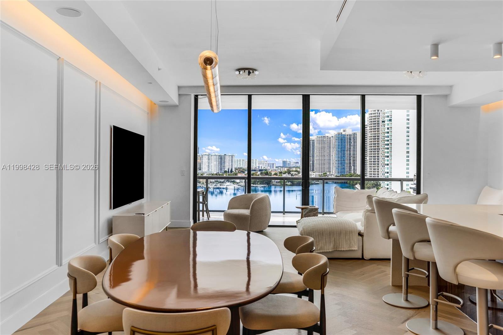 Photo of 3300 188th St  #812, Aventura, Florida, 33180 - 