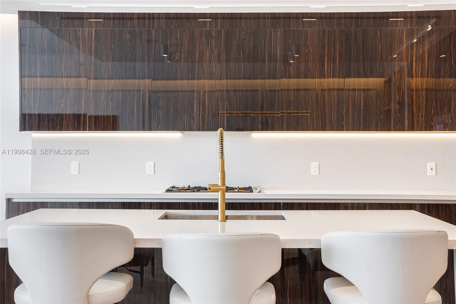 Photo of 3300 188th St  #812, Aventura, Florida, 33180 - 