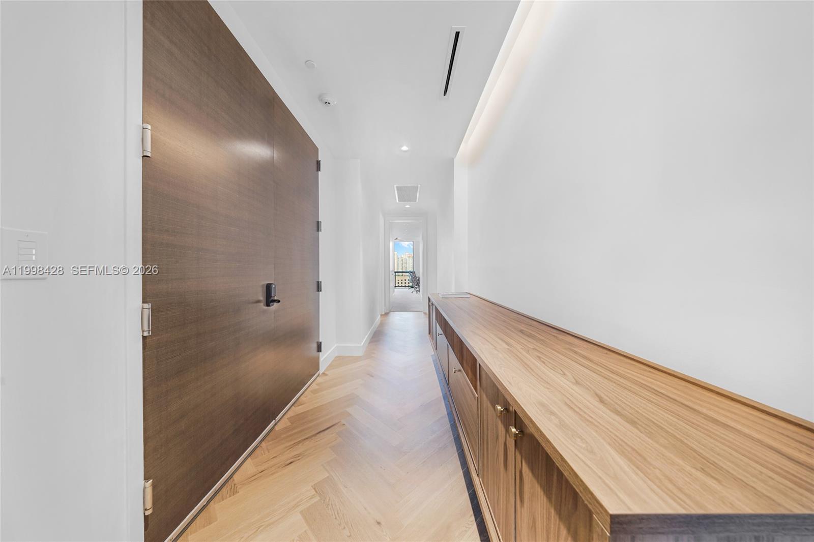 Photo of 3300 188th St  #812, Aventura, Florida, 33180 - 