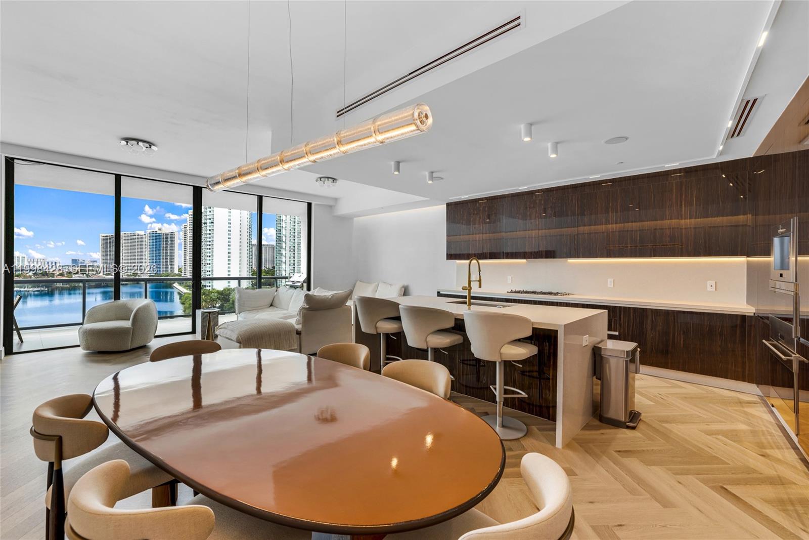 Photo of 3300 188th St  #812, Aventura, Florida, 33180 - 