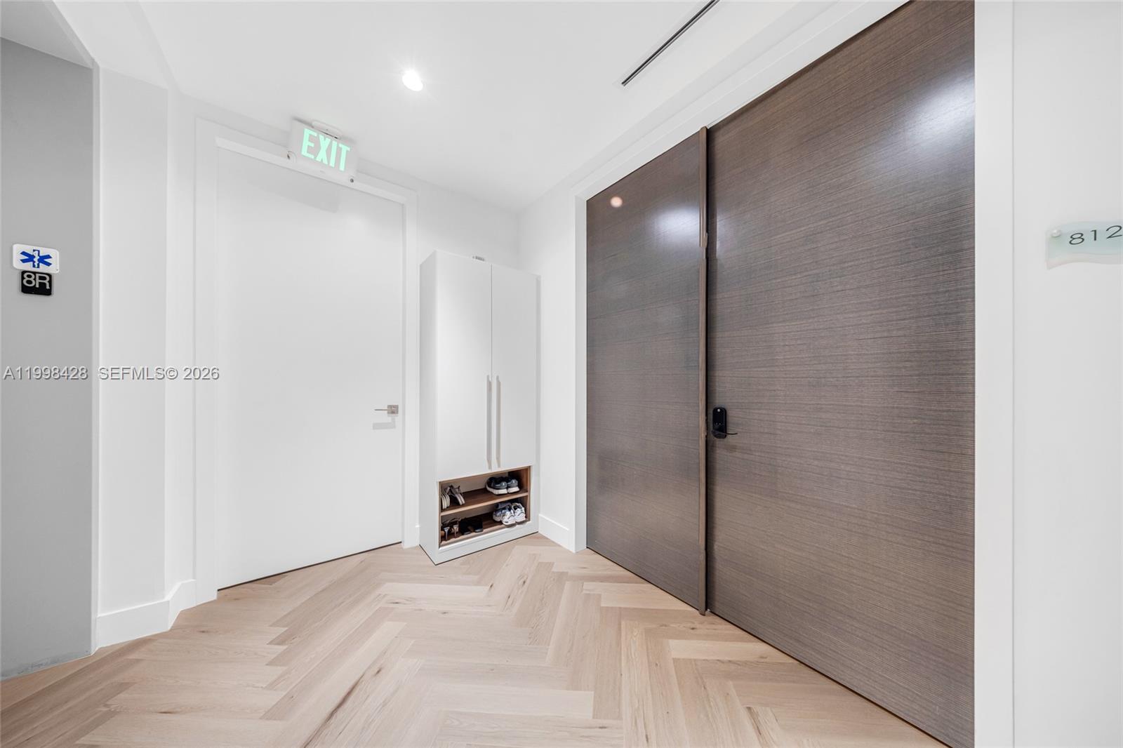 Photo of 3300 188th St  #812, Aventura, Florida, 33180 - 