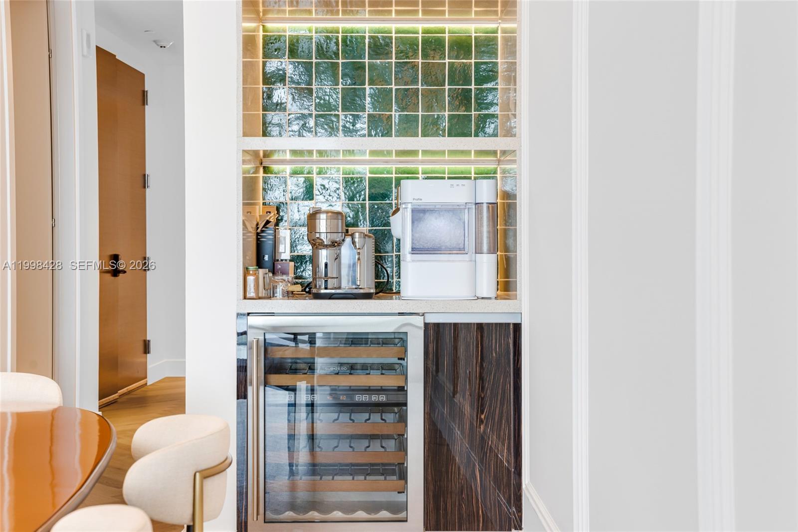 Photo of 3300 188th St  #812, Aventura, Florida, 33180 - 