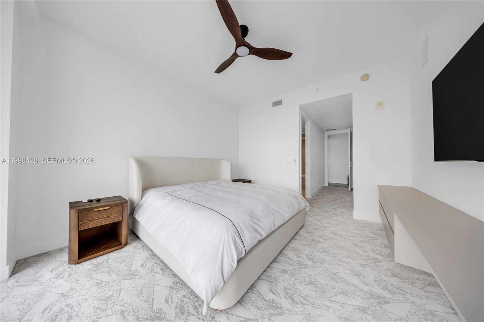 Photo of 3300 188th St  #812, Aventura, Florida, 33180 - 