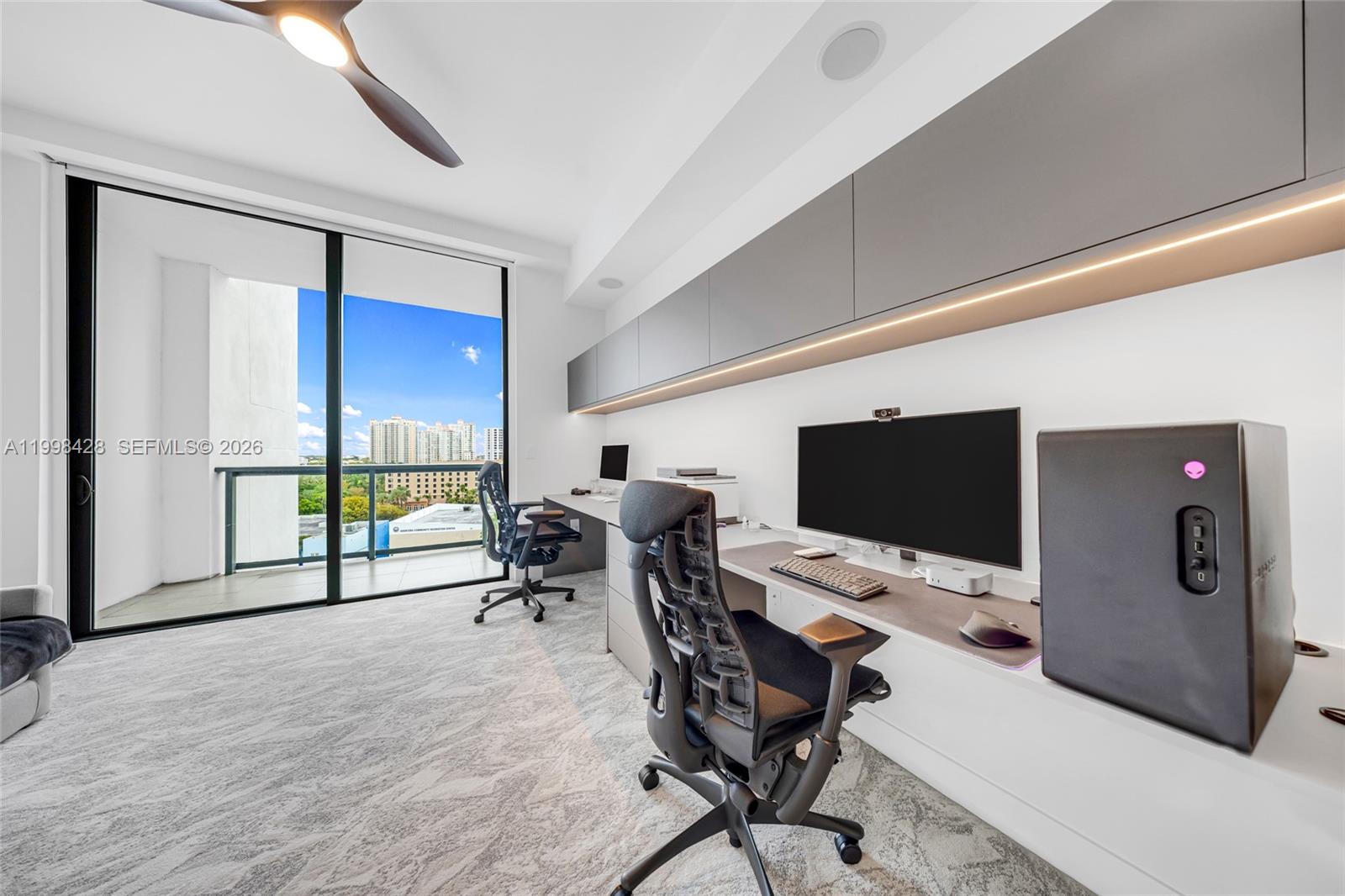 Photo of 3300 188th St  #812, Aventura, Florida, 33180 - 