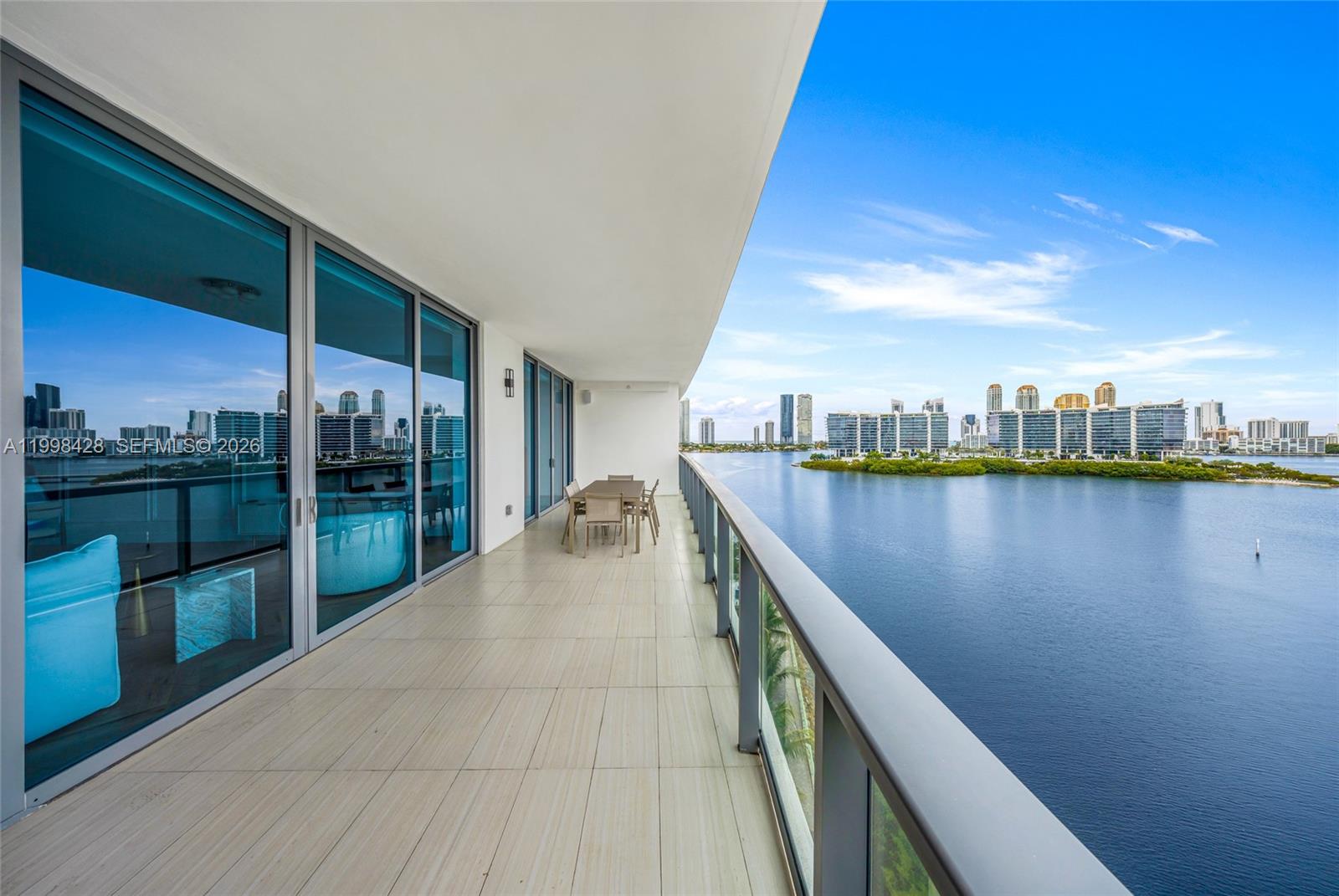 Photo of 3300 188th St  #812, Aventura, Florida, 33180 - 