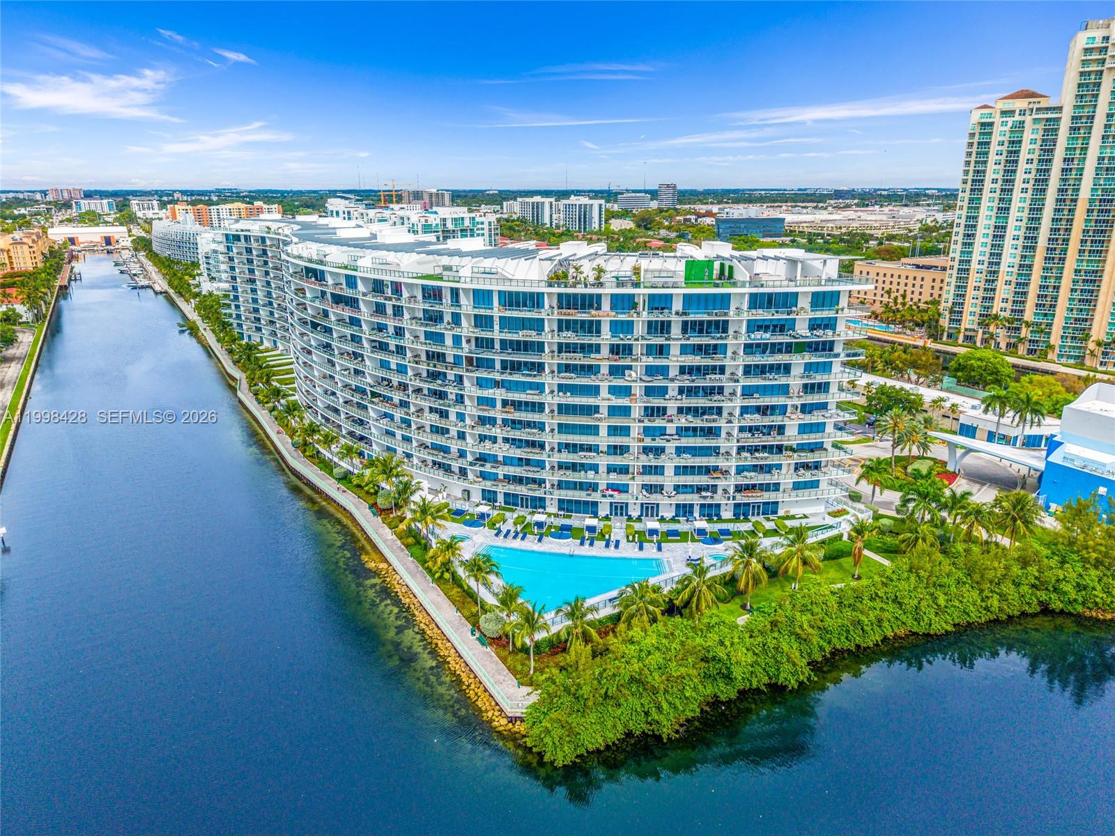 Photo of 3300 188th St  #812, Aventura, Florida, 33180 - 