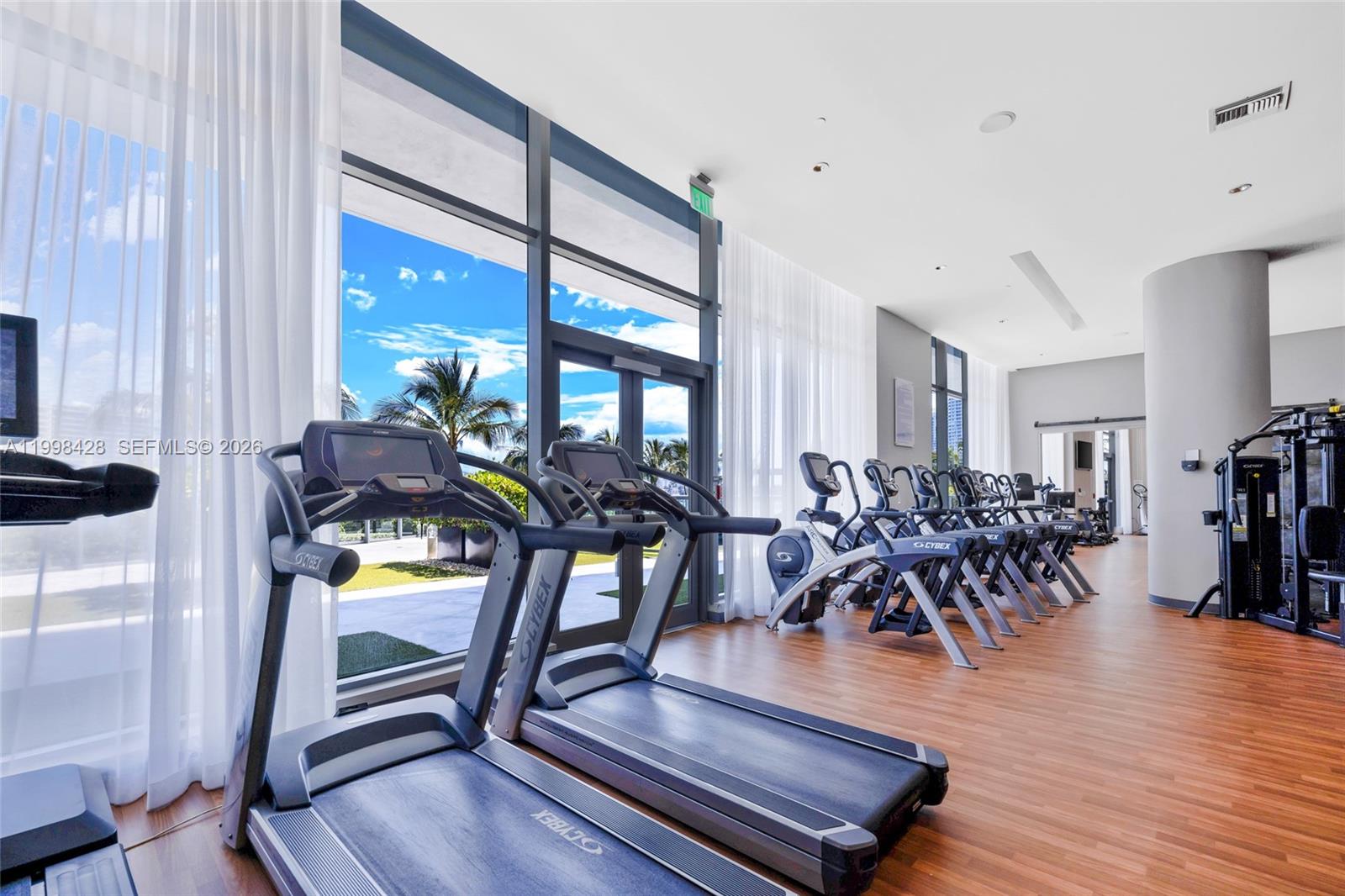 Photo of 3300 188th St  #812, Aventura, Florida, 33180 - 