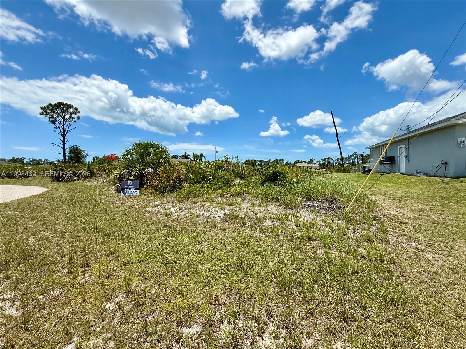   /   кв.футов $ 2026-04-10 0 Фото