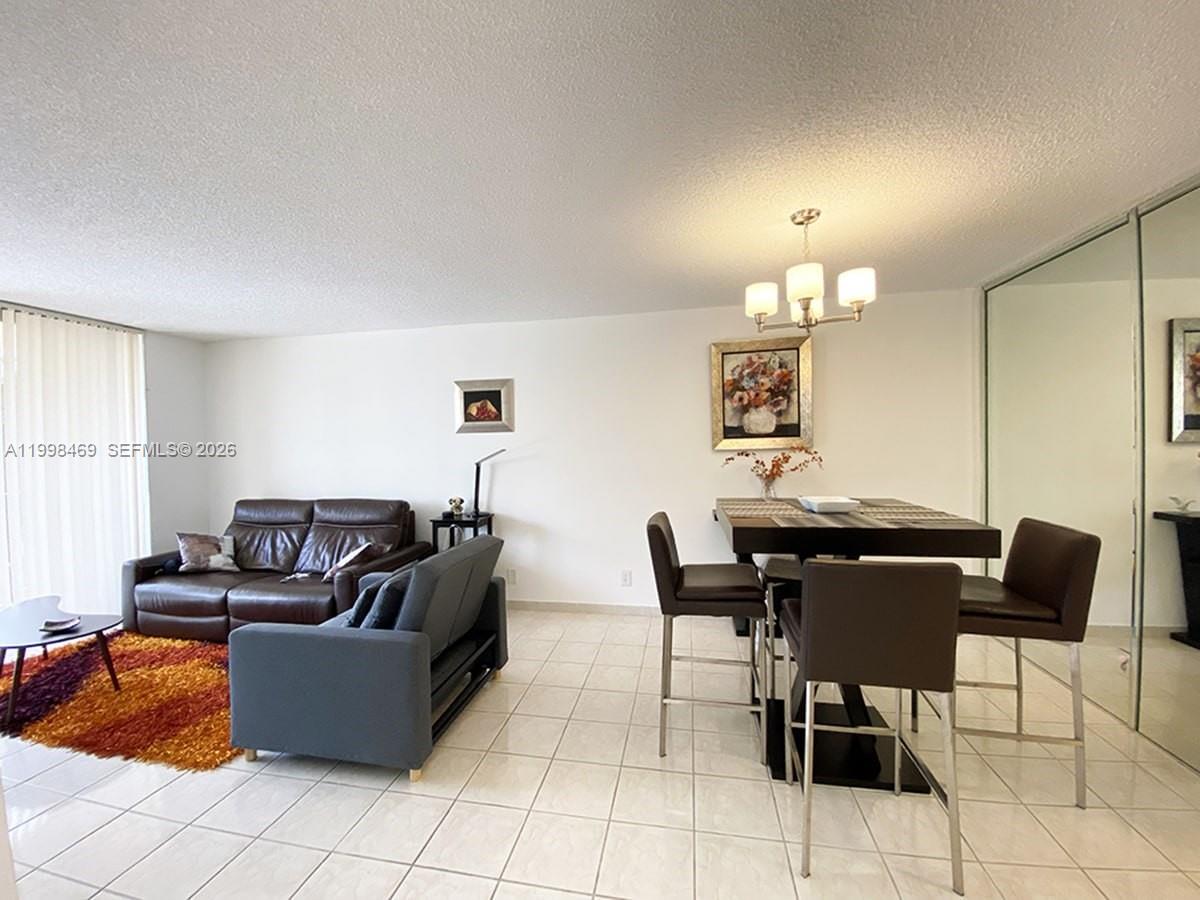See details 414 1 / 2 896 sq. ft. $ 2026-05-01 0 Photo