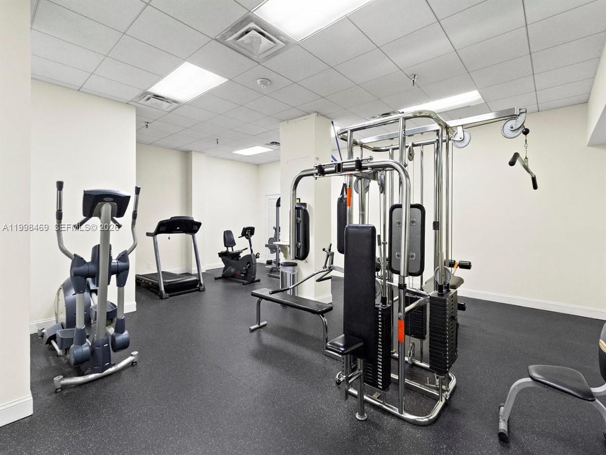 See details 414 1 / 2 896 sq. ft. $ 2026-05-01 0 Photo