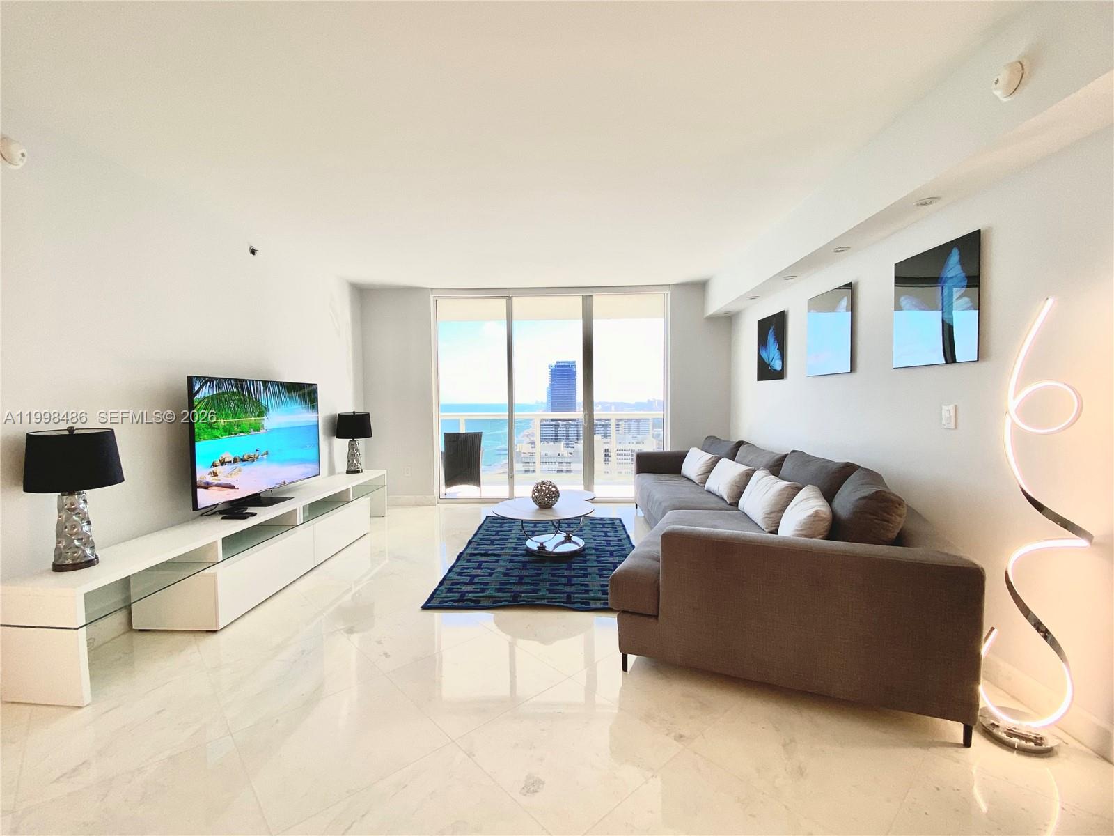 3203 3 / 3 1733 sq. ft. $ 2026-04-21 0 Photo