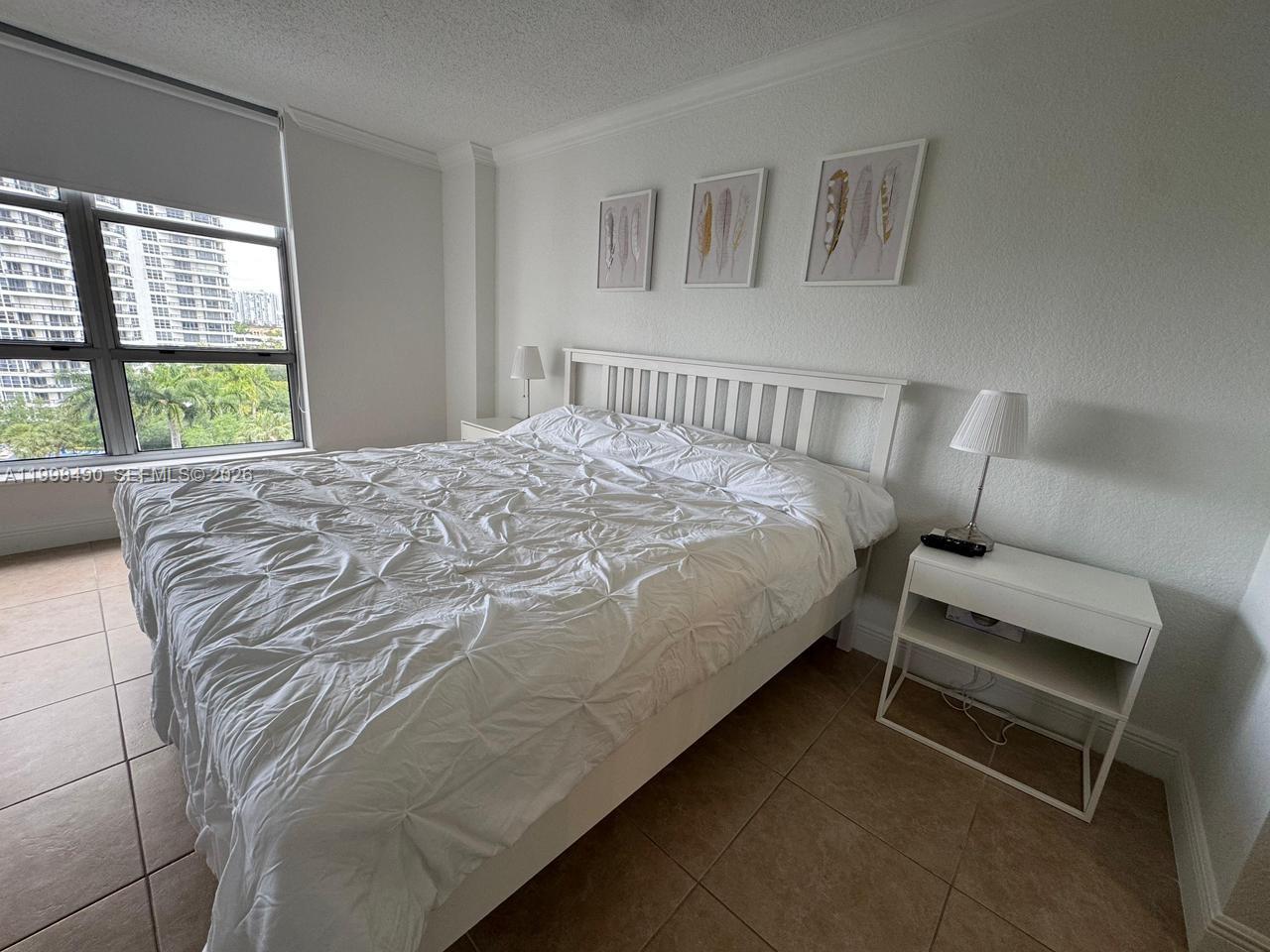Photo of 3600 Mystic Pointe Dr  #910, Aventura, Florida, 33180 - 