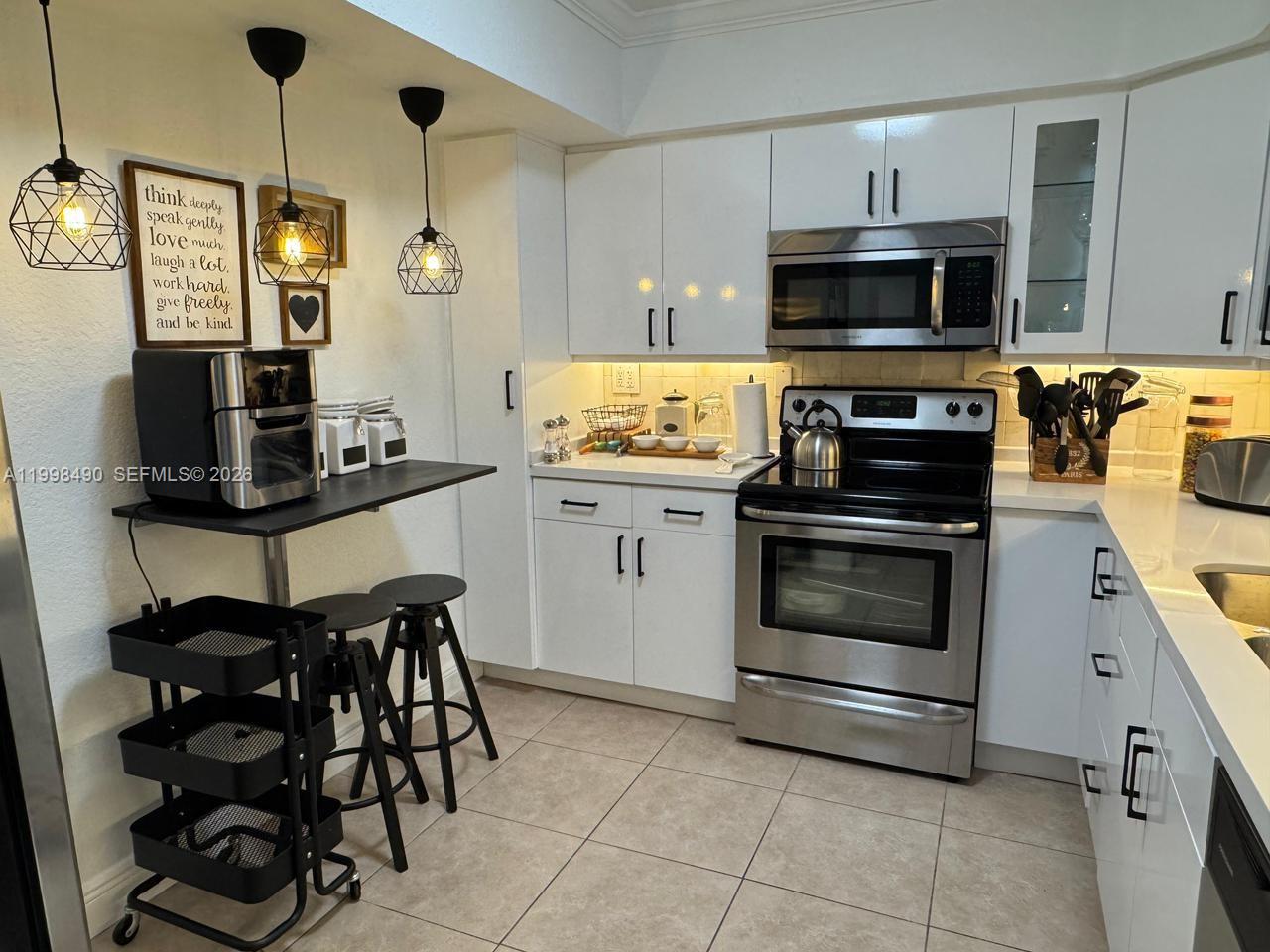 Photo of 3600 Mystic Pointe Dr  #910, Aventura, Florida, 33180 - 