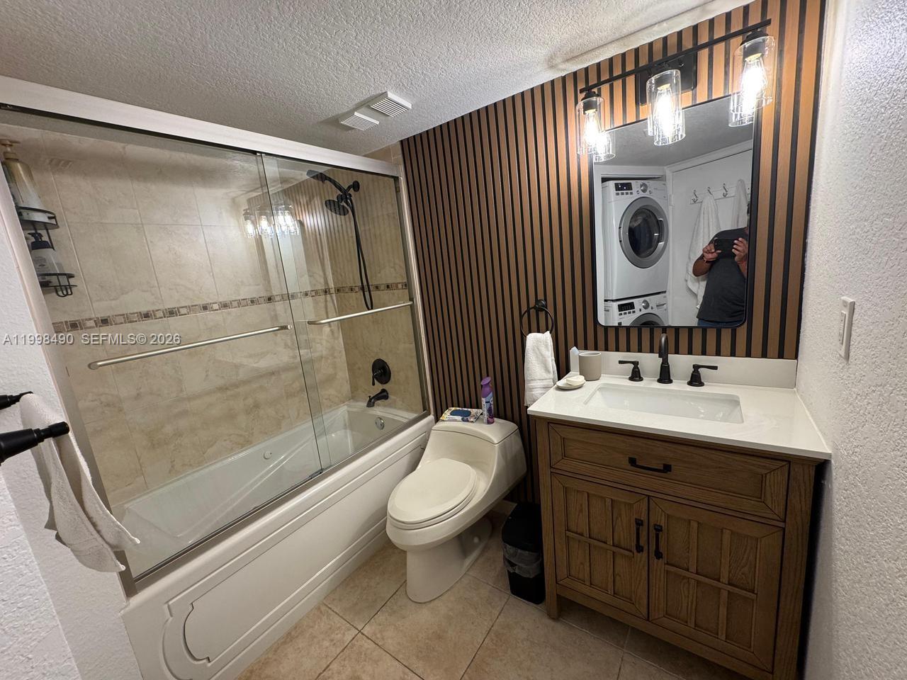 Photo of 3600 Mystic Pointe Dr  #910, Aventura, Florida, 33180 - 