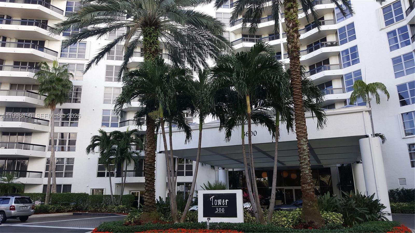 Photo of 3600 Mystic Pointe Dr  #910, Aventura, Florida, 33180 - 