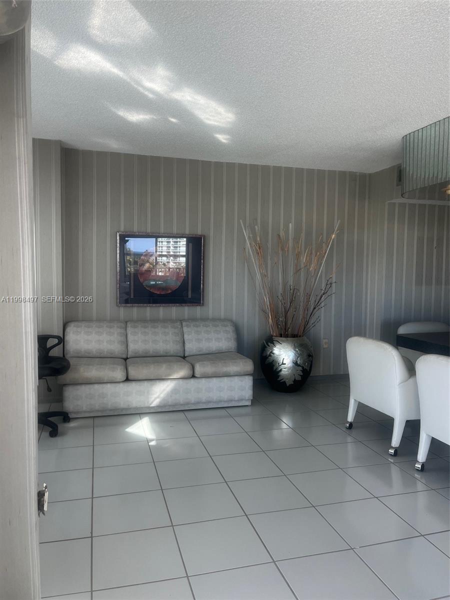 516 3 / 3 1570 sq. ft. $ 2026-04-10 0 Photo