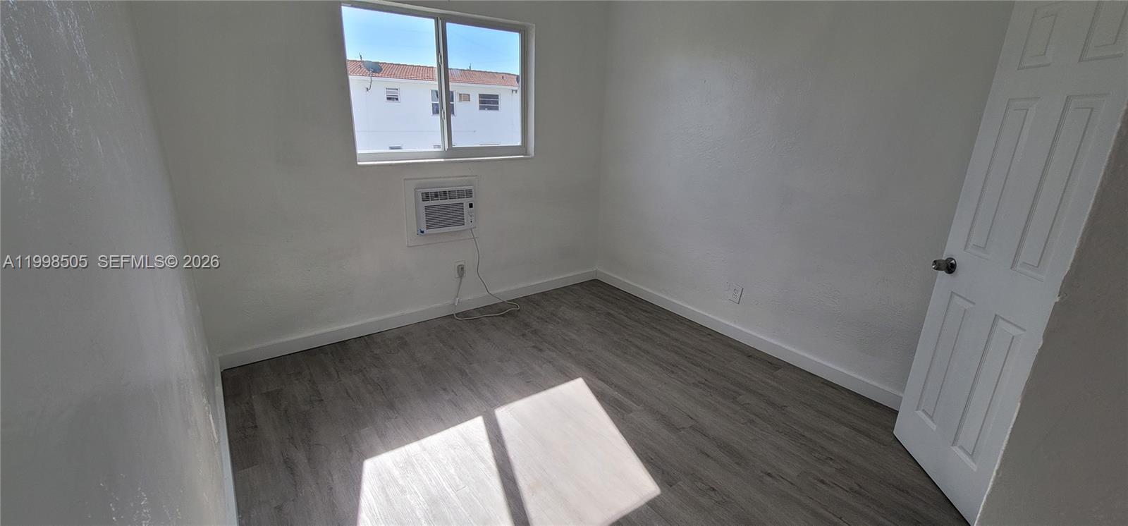   /  9615 sq. ft. $ 2026-04-10 0 Photo