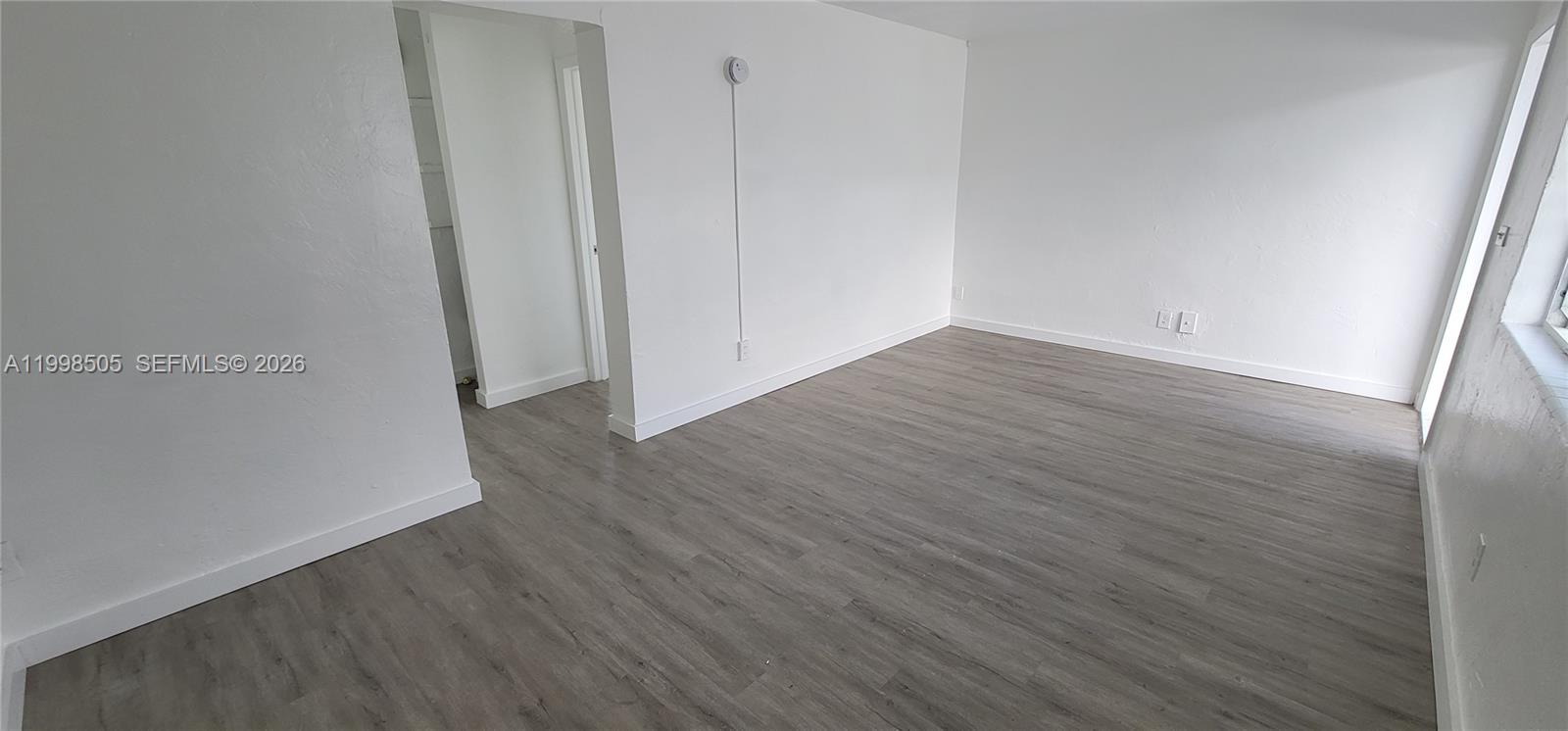   /  9615 sq. ft. $ 2026-04-10 0 Photo