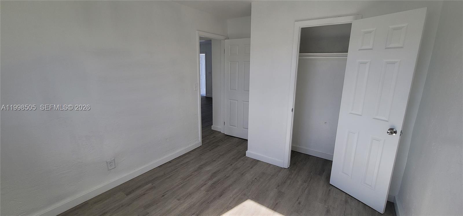   /  9615 sq. ft. $ 2026-04-10 0 Photo