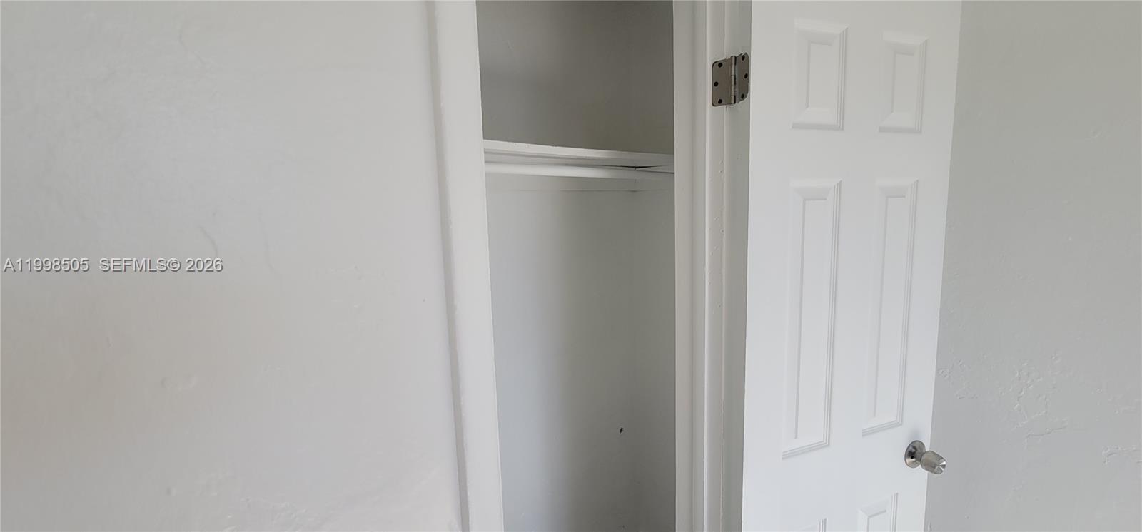   /  9615 sq. ft. $ 2026-04-10 0 Photo