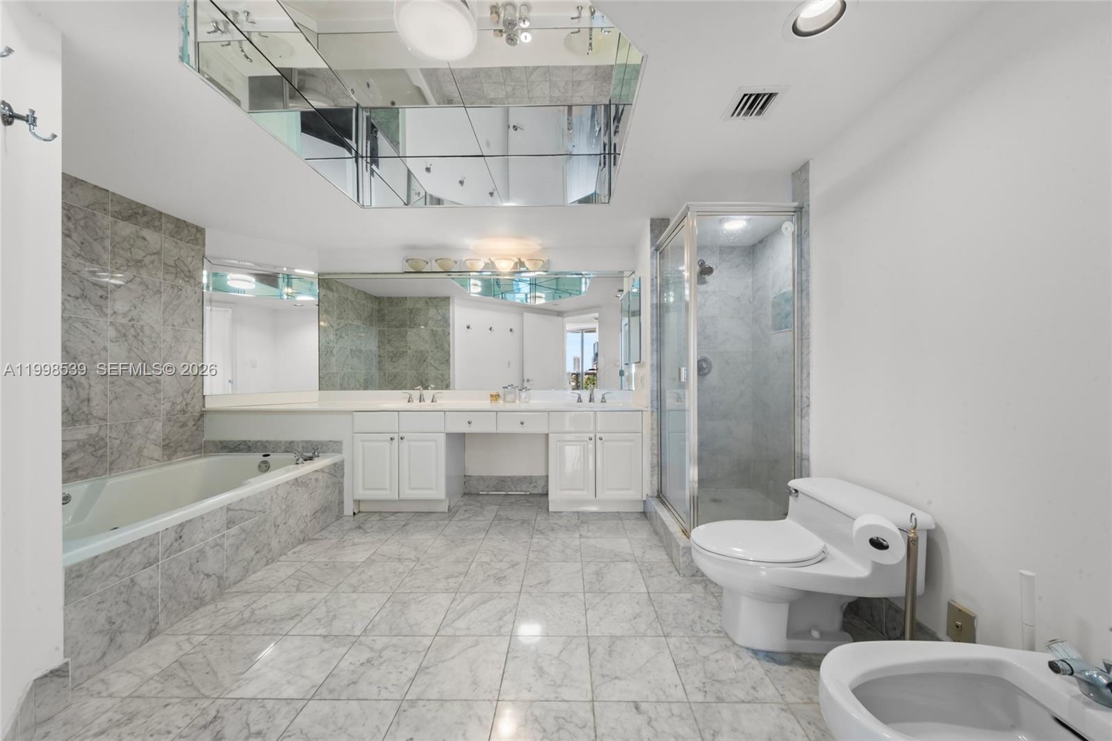 Photo of 3598 Yacht Club Dr  #601+DEN, Aventura, Florida, 33180 - 